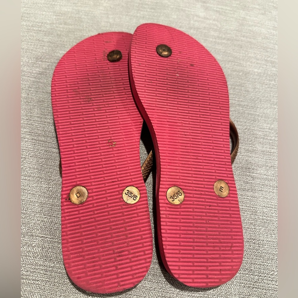 Women’s Havaiana sandal flip-flops - Picture 3 of 3